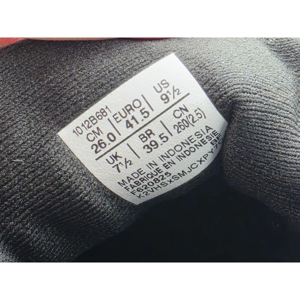 ASICS Gel-Contend 9 Black Graphite Grey Running Athletic Shoes Women's Size 9.5